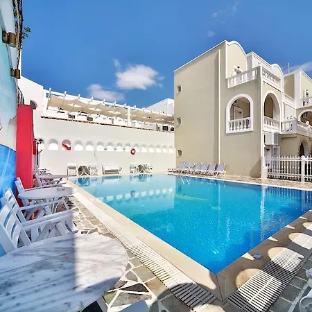 Blue Sky סנטוריני