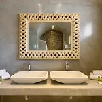 Hotel Blue Sky 4*