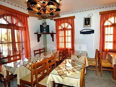 Blue Sky Hotel Fira (Santorini)