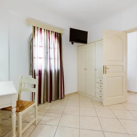 Blue Sky 4* ثيرا