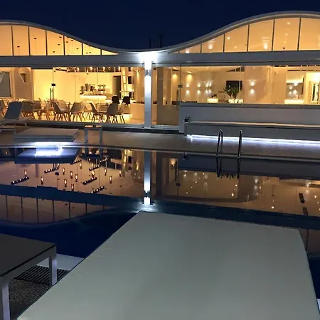 Blue Sky Hotel Fira (Santorini)