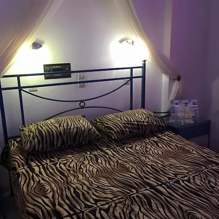 Hotel Blue Sky Fira (Santorini)