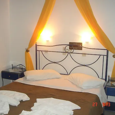 Hotel Blue Sky Fira (Santorini)