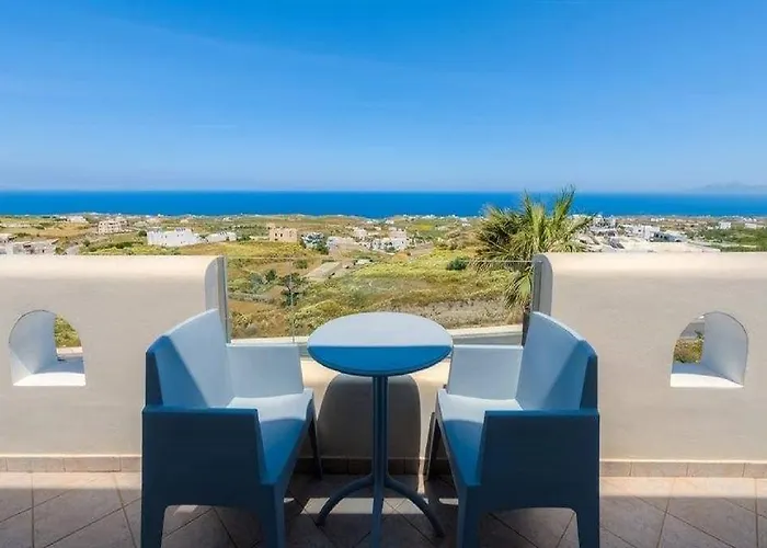 Blue Sky Hotel Fira (Santorini)